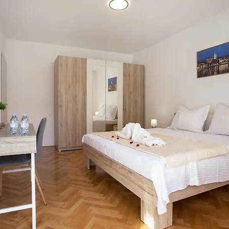 Radman Apartament *